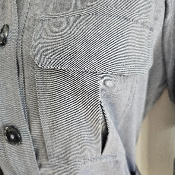 DKNY Blue Chambray Belted Utility Jacket Size 2 Preppy 90s Minimalist Office - Picture 4 of 9